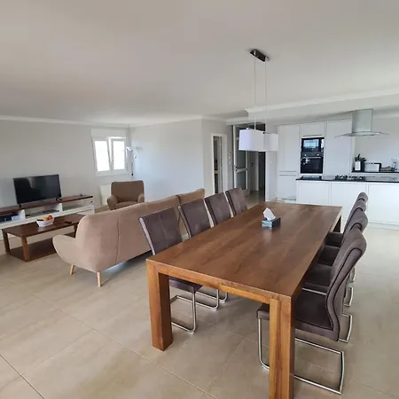 Pinna Nobilis Moma Level 1 Brodarica (Sibenik-Knin)